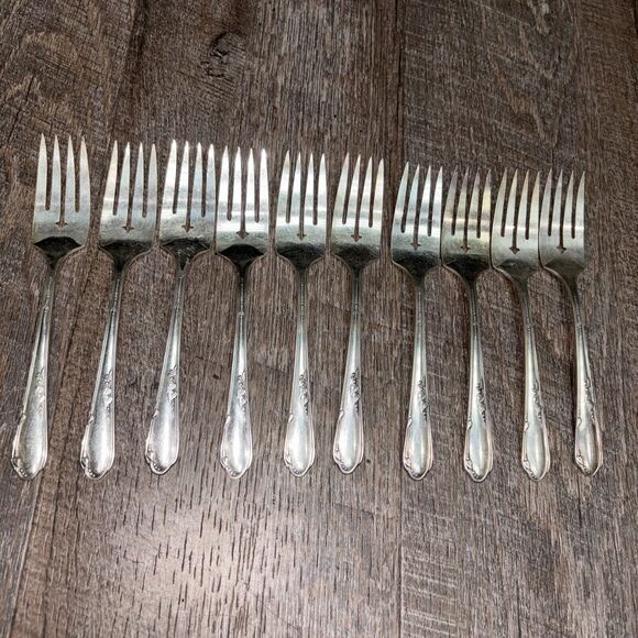 William A. Rogers A1 Plus Oneida LTD Forks Salad Dessert flatware Vintage Lot 10 - Picture 2 of 8